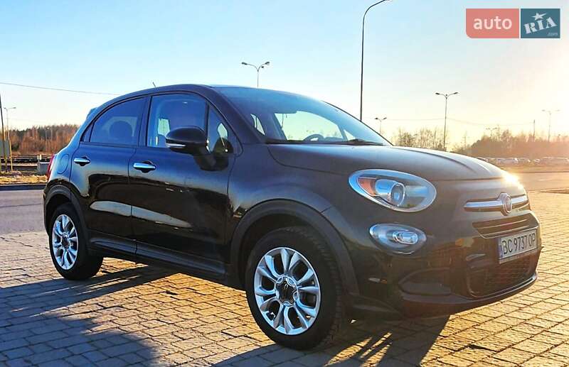 Внедорожник / Кроссовер Fiat 500X 2016 в 