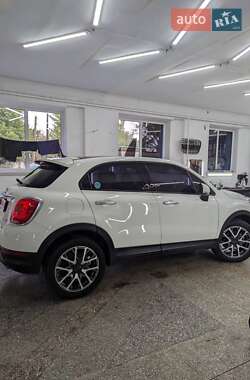 Позашляховик / Кросовер Fiat 500X 2016 в 