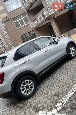 Внедорожник / Кроссовер Fiat 500X 2021 в 