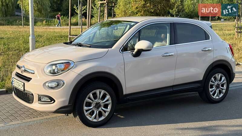 Внедорожник / Кроссовер Fiat 500X 2015 в 
