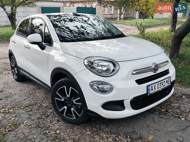 Позашляховик / Кросовер Fiat 500X 2015 в 