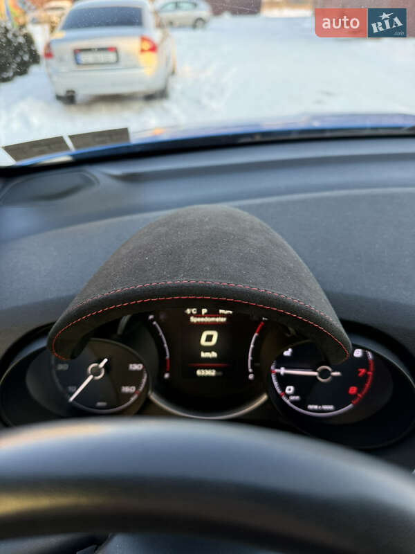 Позашляховик / Кросовер Fiat 500X 2022 в Чернівцях