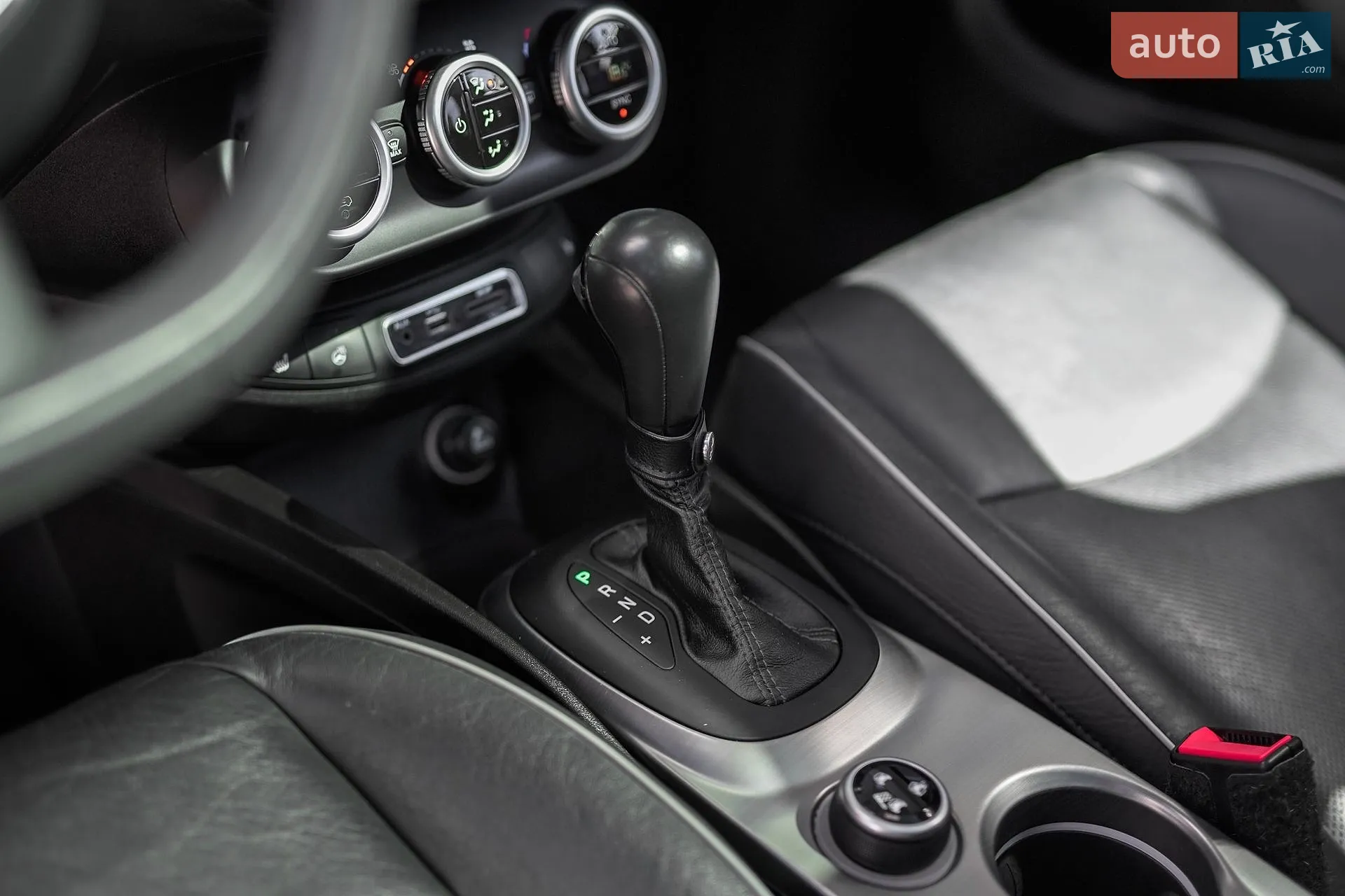 2015 Fiat 500X - мініатюра 28