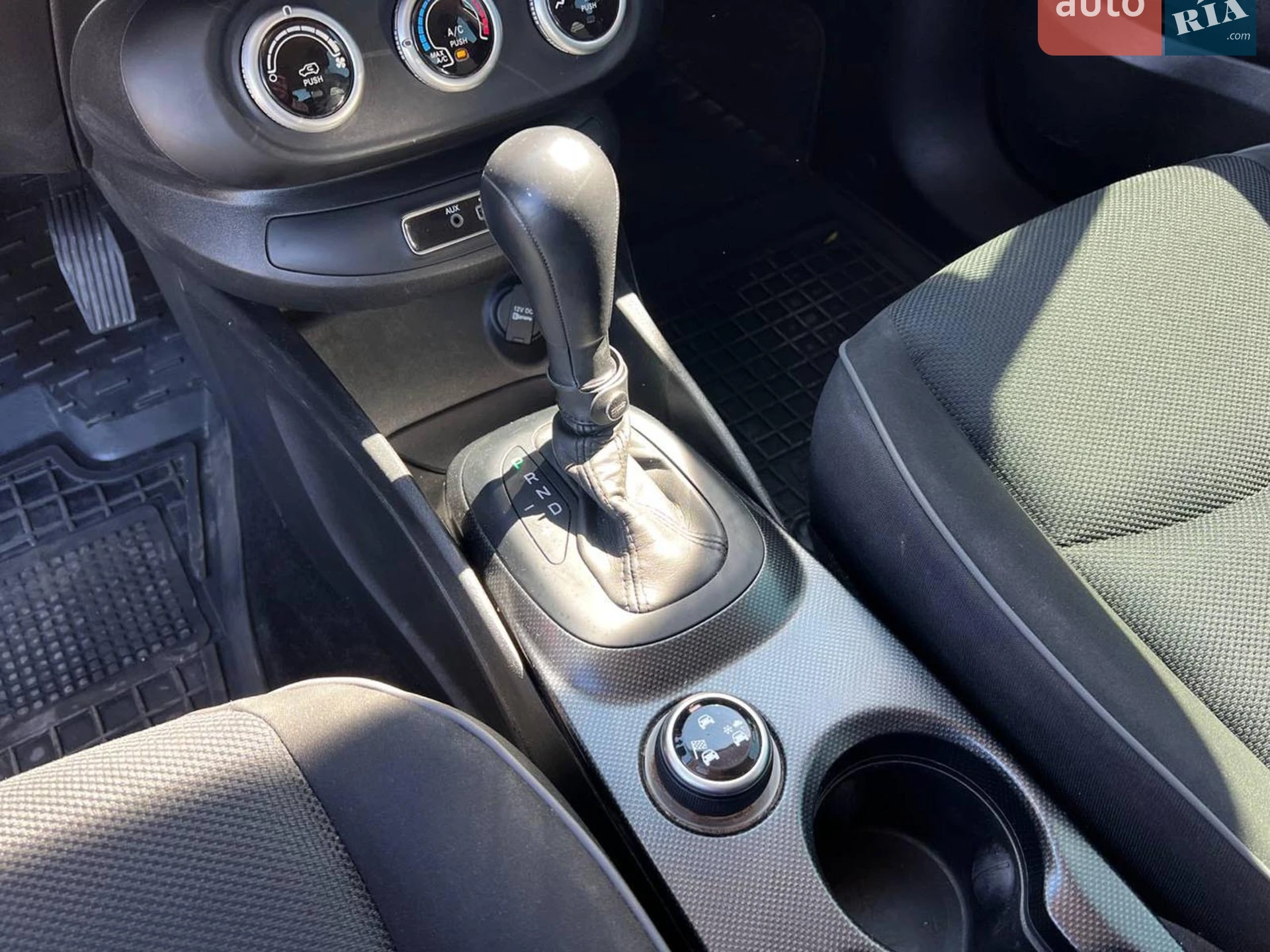 2016 Fiat 500X - мініатюра 33