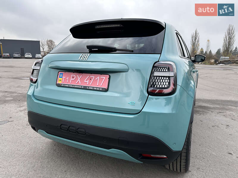 Внедорожник / Кроссовер Fiat 600e 2024 в Ровно