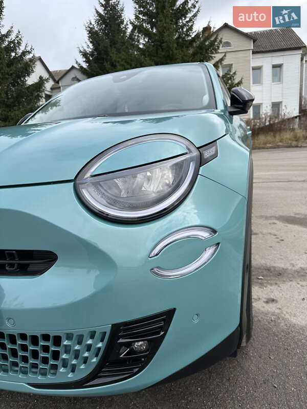 Внедорожник / Кроссовер Fiat 600e 2024 в Ровно