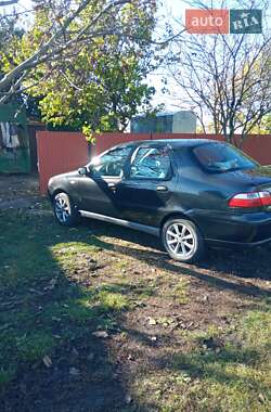 Седан Fiat Albea 2009 в 