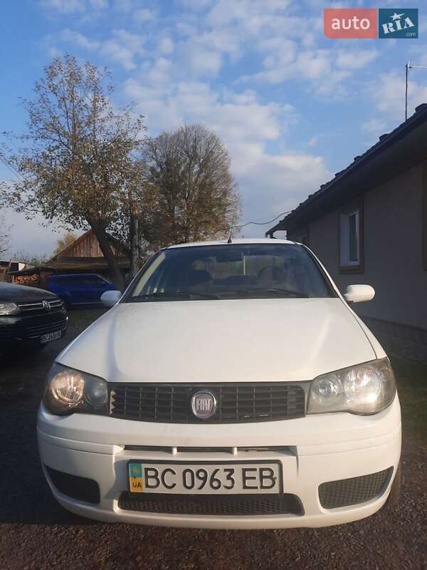 Fiat Albea 2011