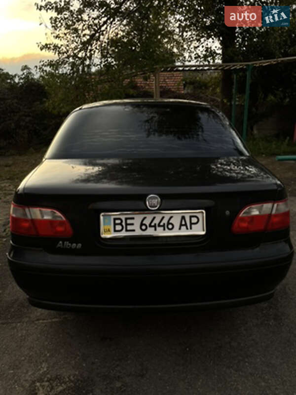 Седан Fiat Albea 2009 в Первомайске