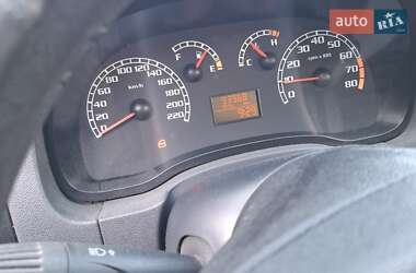 Седан Fiat Albea 2010 в 