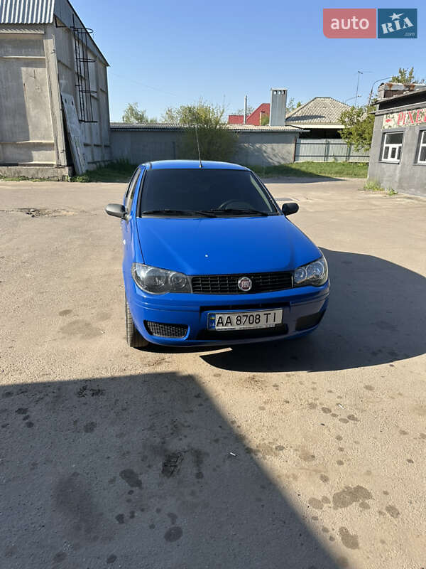 Седан Fiat Albea 2011 в Славянске