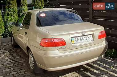 Седан Fiat Albea 2010 в Киеве