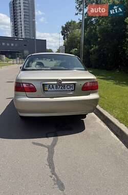 Седан Fiat Albea 2010 в 