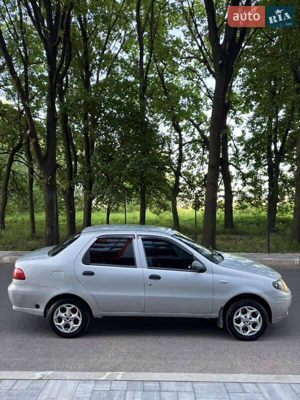 Седан Fiat Albea 2010 в Чернигове фото 4 Седан Fiat Albea 2010 в Чернигове