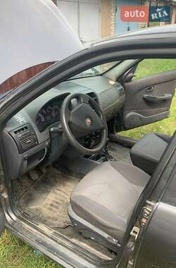 Седан Fiat Albea 2011 в 