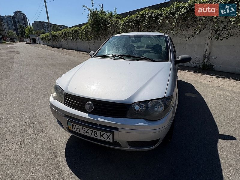 Седан Fiat Albea 2010 в Киеве
