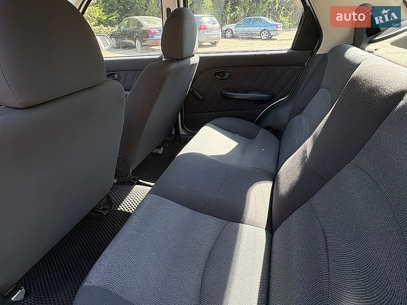 Седан Fiat Albea 2010 в Киеве
