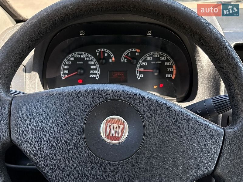 Седан Fiat Albea 2010 в Киеве