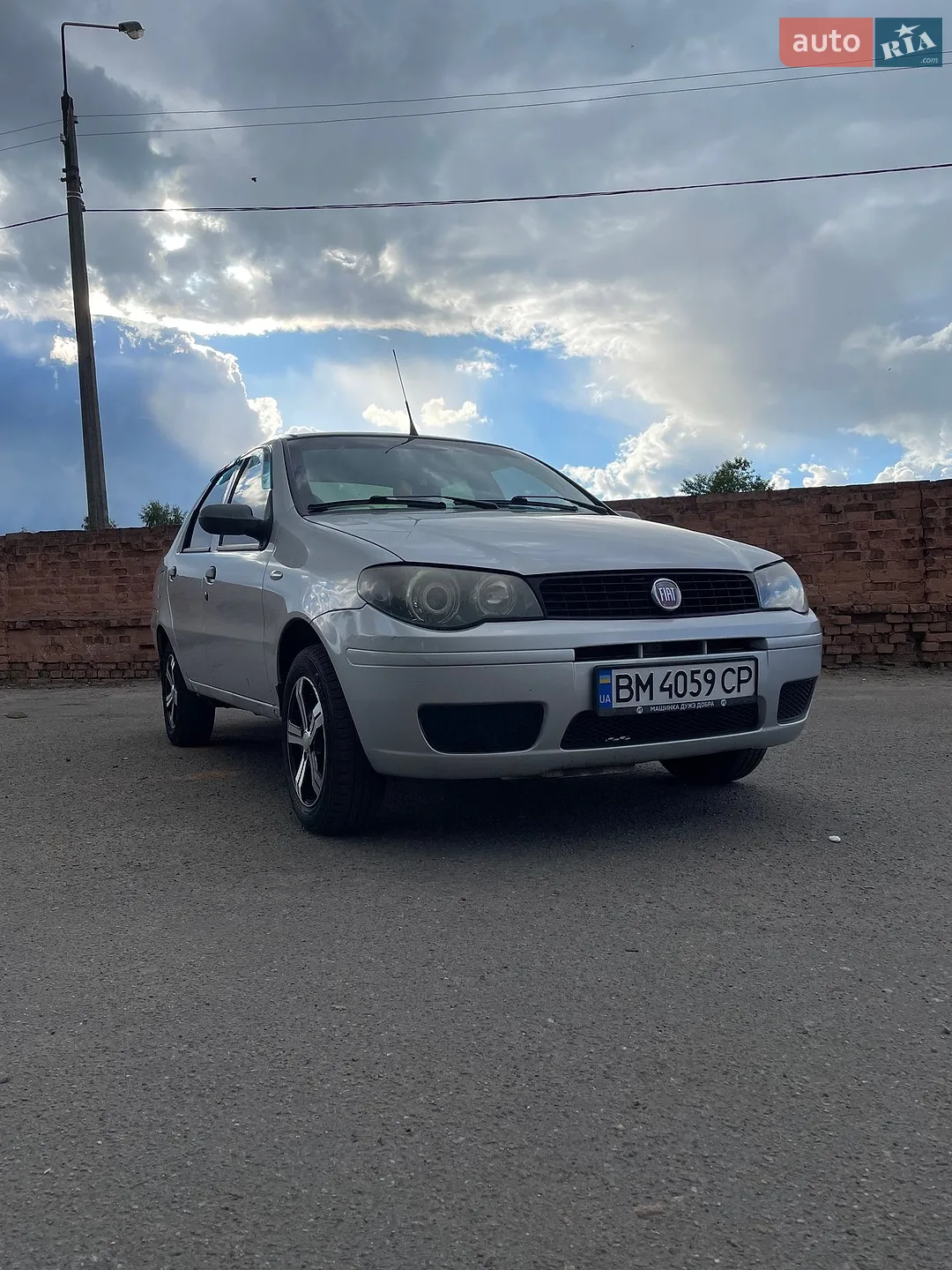 2010 Fiat Albea - фото 1