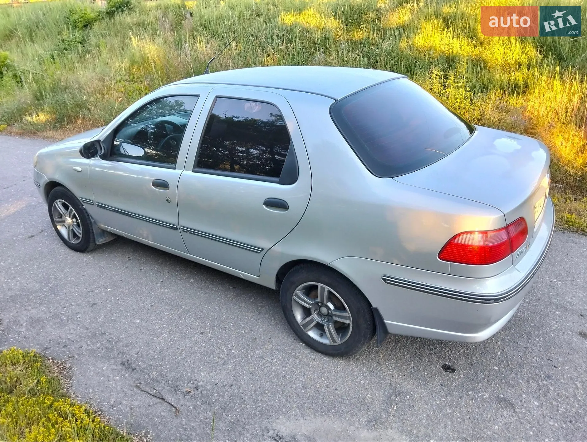 2010 Fiat Albea - мініатюра 19