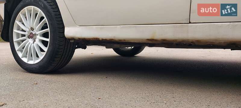Хэтчбек Fiat Brava 1996 в Киеве фото 18 Хэтчбек Fiat Brava 1996 в Киеве