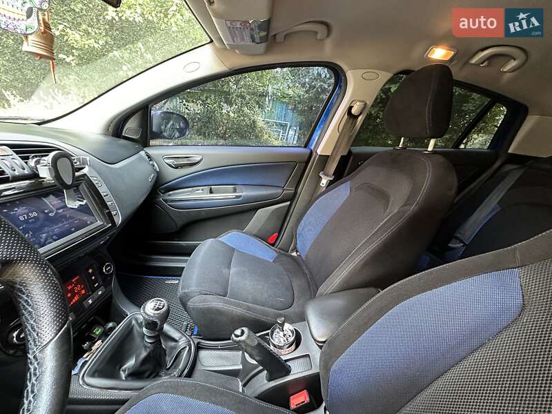 Хэтчбек Fiat Bravo 2008 в Киеве
