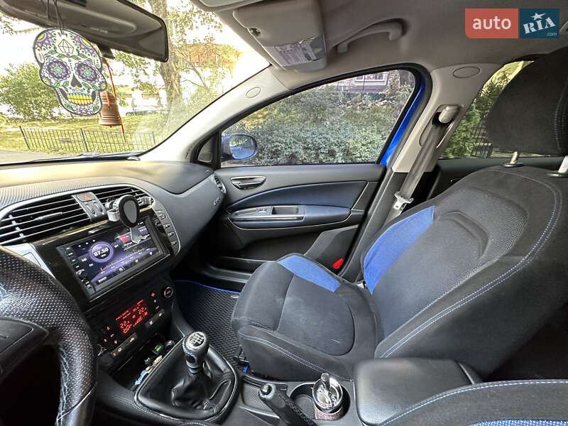 Хэтчбек Fiat Bravo 2008 в Киеве