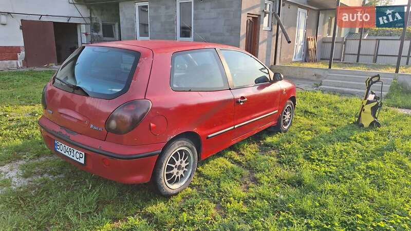 Хэтчбек Fiat Bravo 1996 в Микулинцах