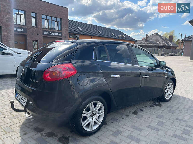 Хэтчбек Fiat Bravo 2010 в Ровно