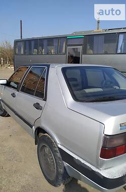 Седан Fiat Croma 1986 в Ужгороде