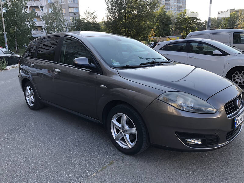 Универсал Fiat Croma 2009 в Киеве