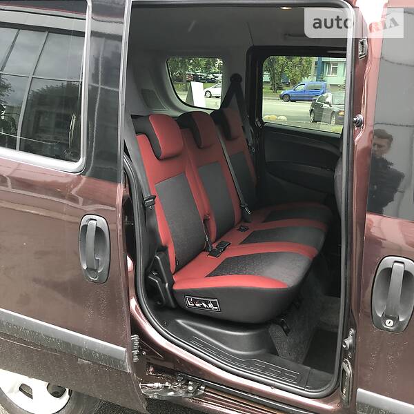 Минивэн Fiat Doblo Panorama 2013 в Киеве