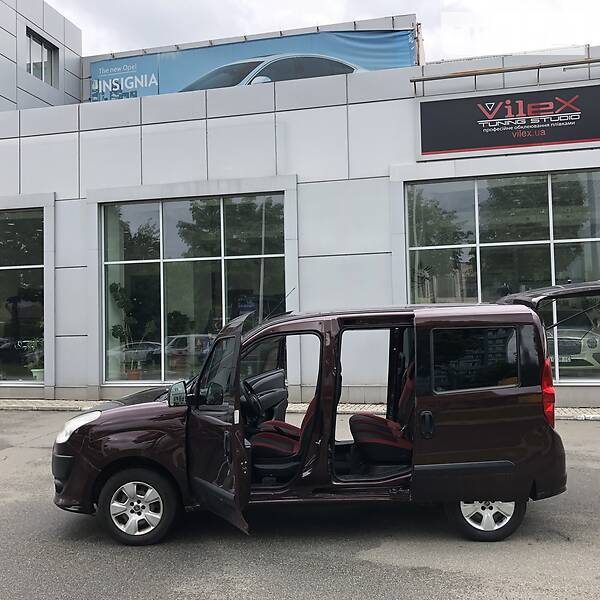 Минивэн Fiat Doblo Panorama 2013 в Киеве
