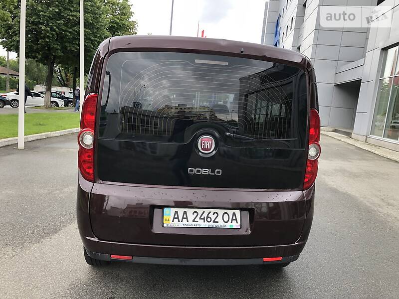 Минивэн Fiat Doblo Panorama 2013 в Киеве