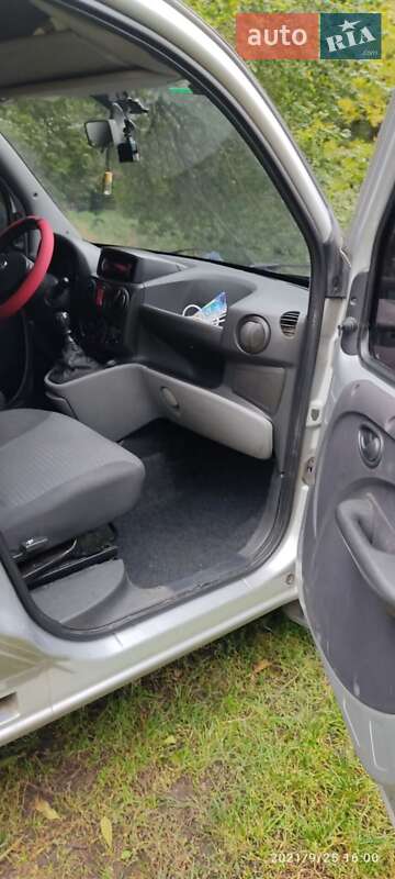 Минивэн Fiat Doblo Panorama 2007 в Хмельницком фото 3 Минивэн Fiat Doblo Panorama 2007 в Хмельницком