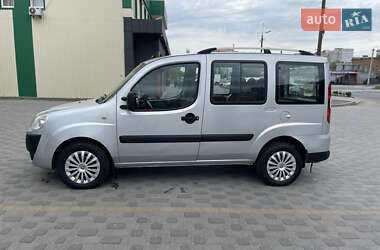 Мінівен Fiat Doblo Panorama 2009 в 