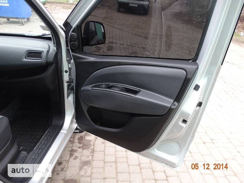 Минивэн Fiat Doblo 2012 в Ивано-Франковске