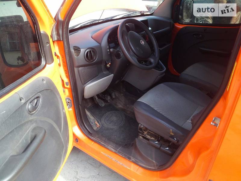 Грузопассажирский фургон Fiat Doblo 2010 в Луцке