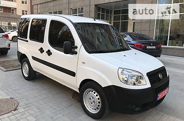 Вантажопасажирський фургон Fiat Doblo 2013 в Києві