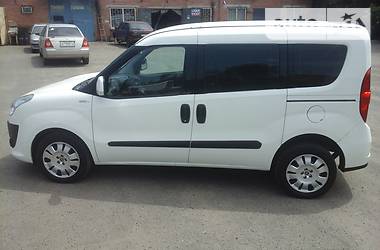 Грузопассажирский фургон Fiat Doblo 2011 в Полтаве