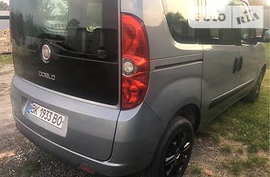 Минивэн Fiat Doblo 2011 в Луцке