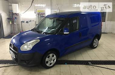 Вантажопасажирський фургон Fiat Doblo 2011 в Львові