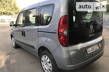 Вантажопасажирський фургон Fiat Doblo 2011 в Одесі