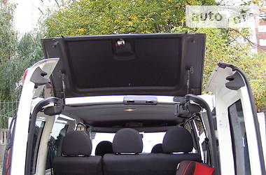 Мінівен Fiat Doblo 2006 в 