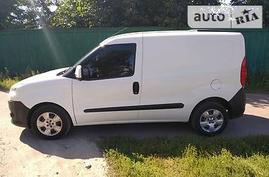 Вантажопасажирський фургон Fiat Doblo 2011 в Києві