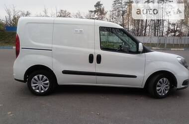 Грузопассажирский фургон Fiat Doblo 2015 в Киеве