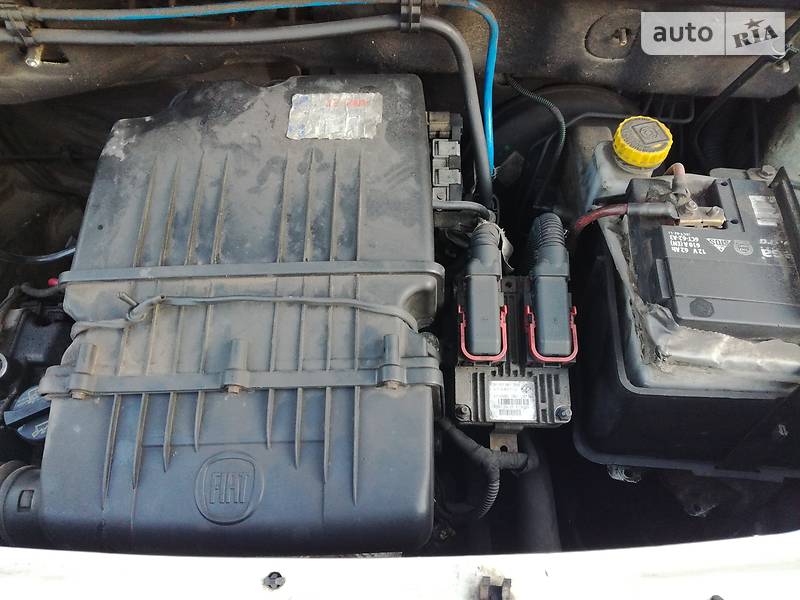 Грузопассажирский фургон Fiat Doblo 2006 в Киеве