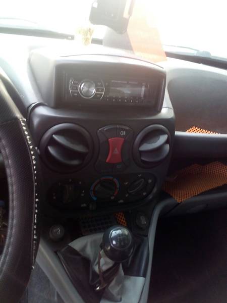 Хэтчбек Fiat Doblo 2006 в Черновцах