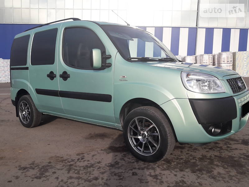 Минивэн Fiat Doblo 2008 в 