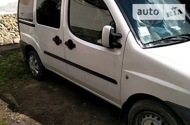 Вантажопасажирський фургон Fiat Doblo 2005 в 